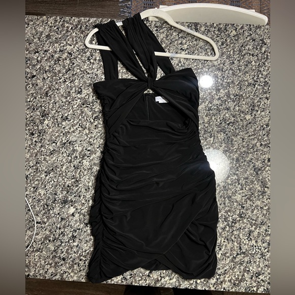 Revolve - Lovers and Friends Maysen Dress-  Black-  Small -Asymmetrical - Picture 6 of 10